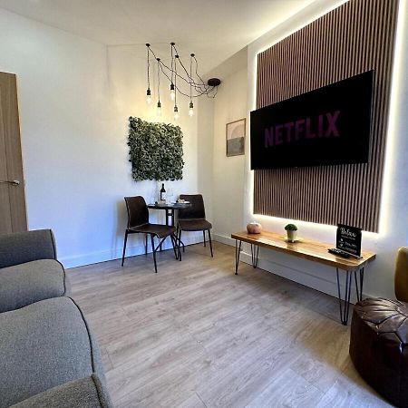 Deluxe Stays @ Libra Spaces Kingston upon Hull ภายนอก รูปภาพ