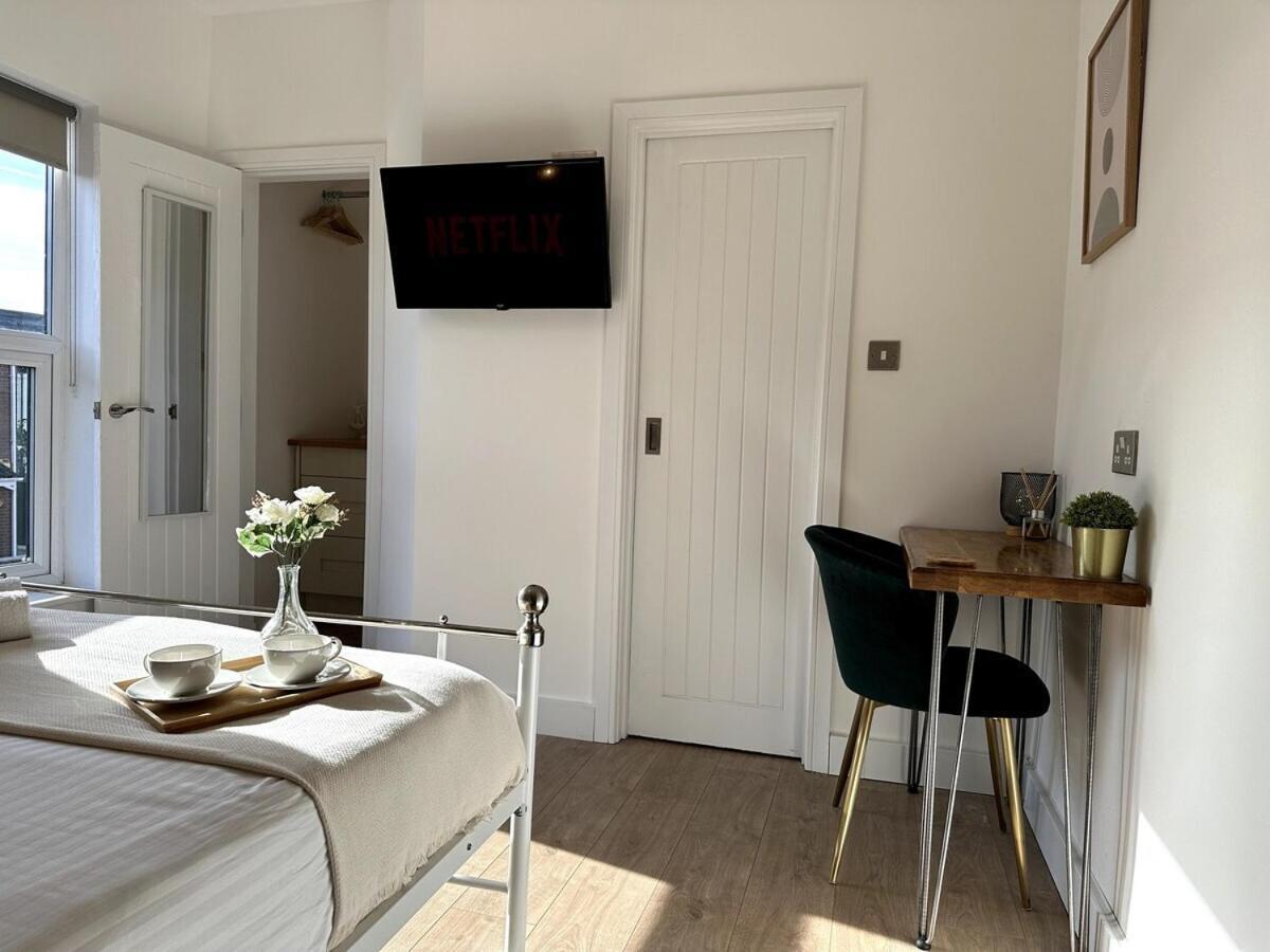 Deluxe Stays @ Libra Spaces Kingston upon Hull ภายนอก รูปภาพ